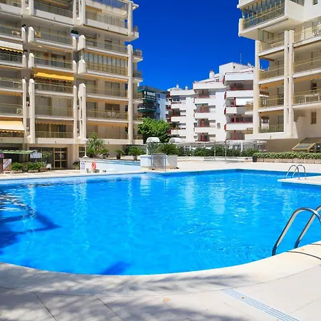 Uhc Novelty Family Complex Superior Appartement *